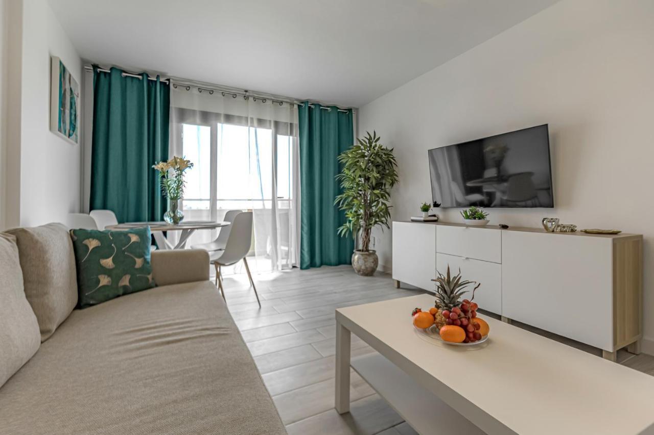 Newly Reformed With Sea View And Pool, Near The Beach, In Playa De Americas * Playa de las Americas (Tenerife)